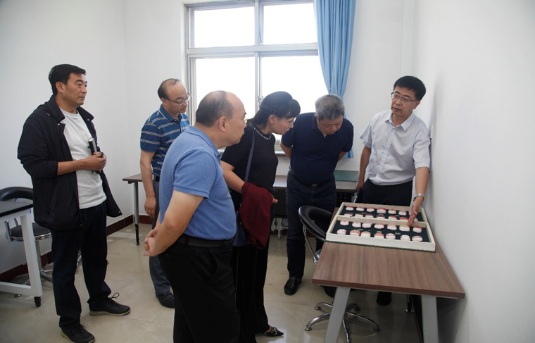 f75a49947bbd4f298063b57014f61886.jpg 中飞院中医2.jpg